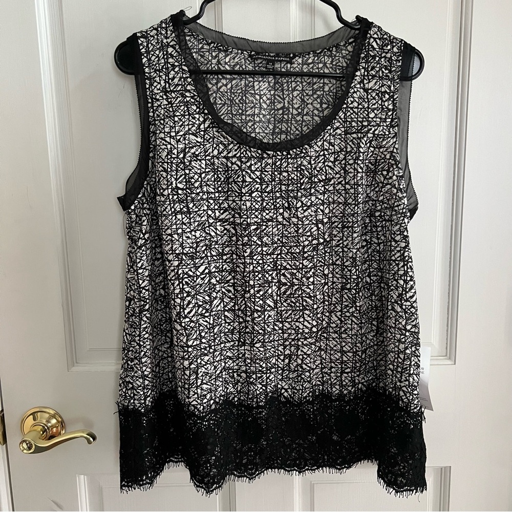 NWT ADRIANNA PAPELL Beautiful Graphic Mix Sleeveless Top Lacey Edge Size 14